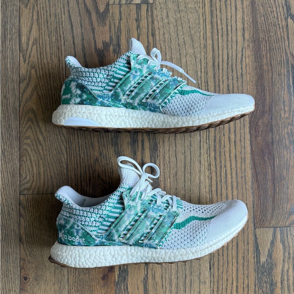 Men’s Adidas Ultraboost, Sz 11